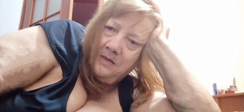 Doamna 50+ ofer show la web